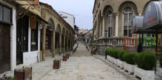 Самоводската чаршия