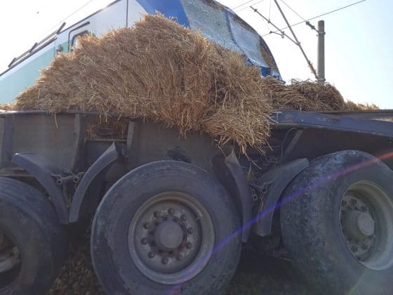 Катастрофа между влак и камион