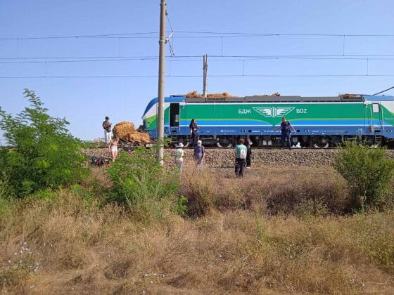 Катастрофа между влак и камион