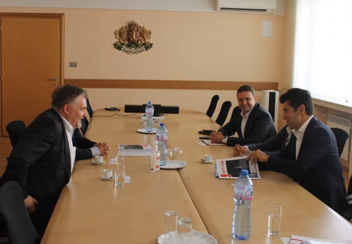 Среща за завод в Габрово