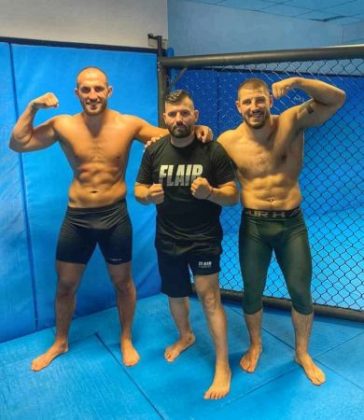 Треньорът и момчетата