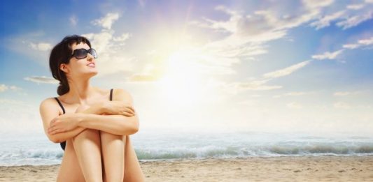 Жена, плаж, лято
