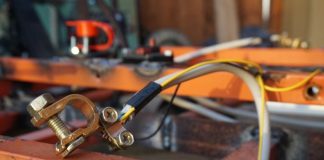 Акумулатор, кабели