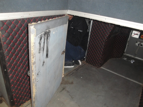 Укрити мигранти