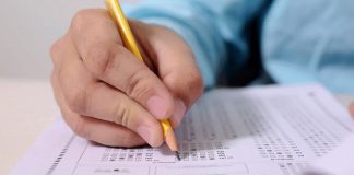 Изпит, дете