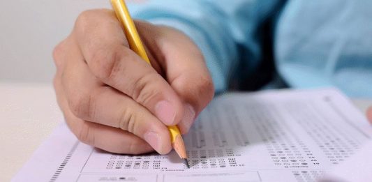 Изпит, дете