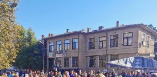 Мая Манолова