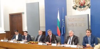 Служебните министри