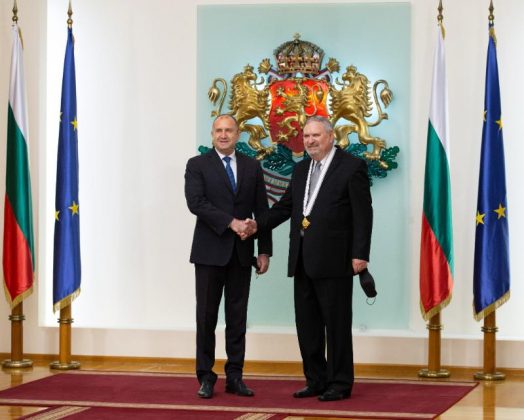 Почетният консул на България в Канада Георги Паничерски