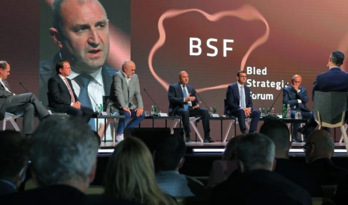 Румен Радев