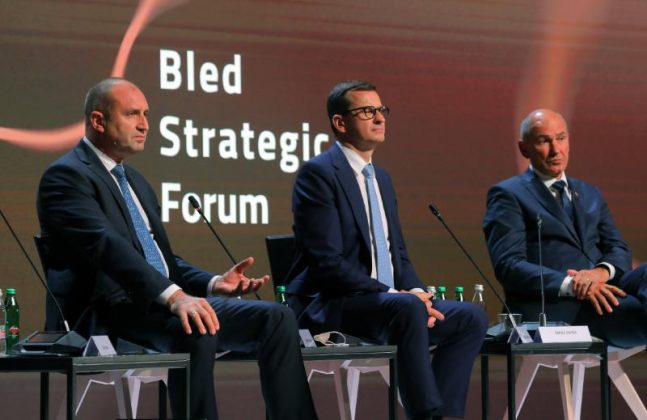 Румен Радев