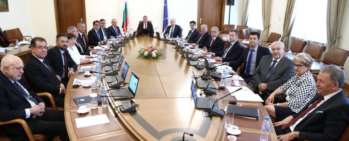 Служебно правителство