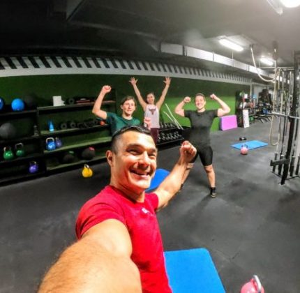 Треньорът и доволните машинки