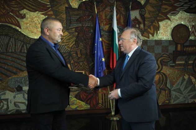 Светлан Стоев