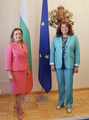 Джузепина Дзара и Илияна Йотова