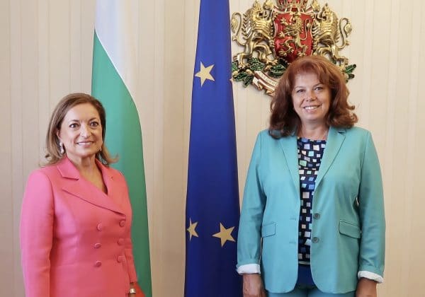 Джузепина Дзара и Илияна Йотова