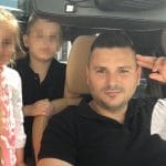 Нури и двете му деца