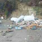 Боклуци в Делвинско дере