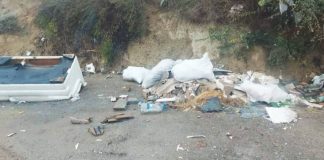 Боклуци в Делвинско дере