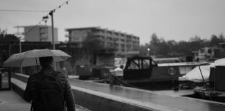 Дъжд, мрачно време