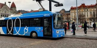 Електрически автобус