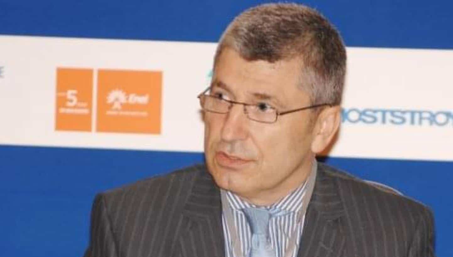 Political analyst and energy expert Iliyan Vasilev commented on Facebook