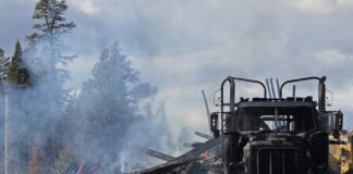 Взривен камион