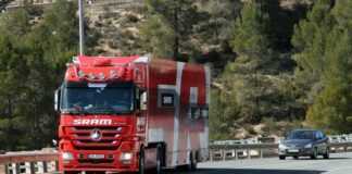 Камион, тир, "Мерцедес"