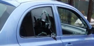 Лек автомобил