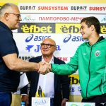 Марк Христов (вдясно)