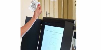 Машина за гласуване