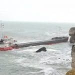 Потъващият товарен кораб