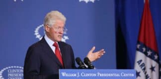 Президент Бил Клинтън