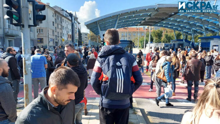 Протест срещу COVID мерки в Бургас