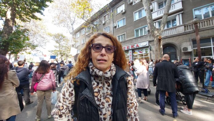 Протестираща в Бургас