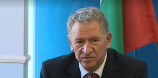 Стойчо Кацаров