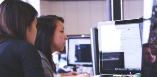 Студенти, работа, дигитализация