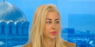 Валя Веселинова