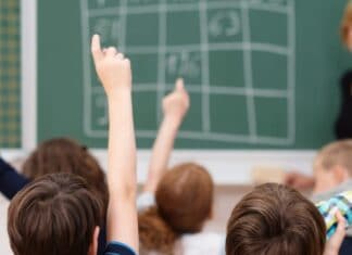 Класна стая, училища, неучебен ден