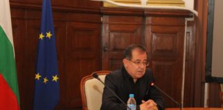 Министър на земеделието, храните и горите проф. д-р Христо Бозуков