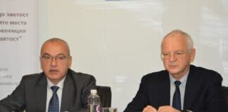 Гълъб Донев и Васил Велев.