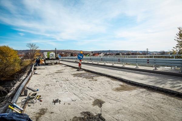 Мост в София