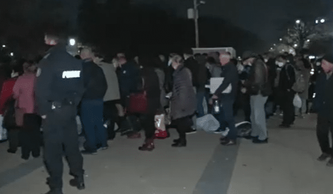 Опашки от членове на СИК