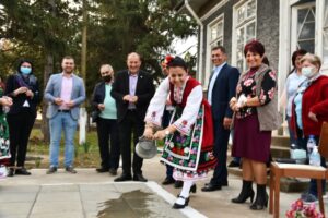 Откриване на детска площадка