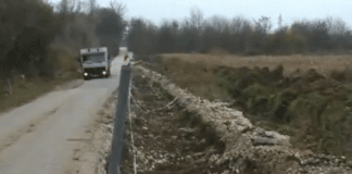 Пътят между Горни Дъбник и Писарово