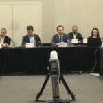 Преговори в сектор "Финанси"