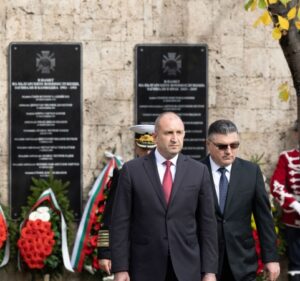 Президентът Румен Радев на Архангелова задушница