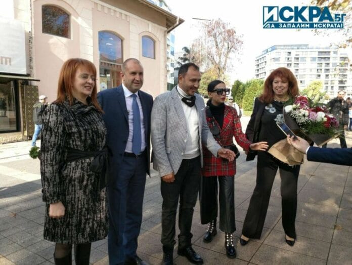 Румен Радев и Илияна Йотова на посещение в Бургас