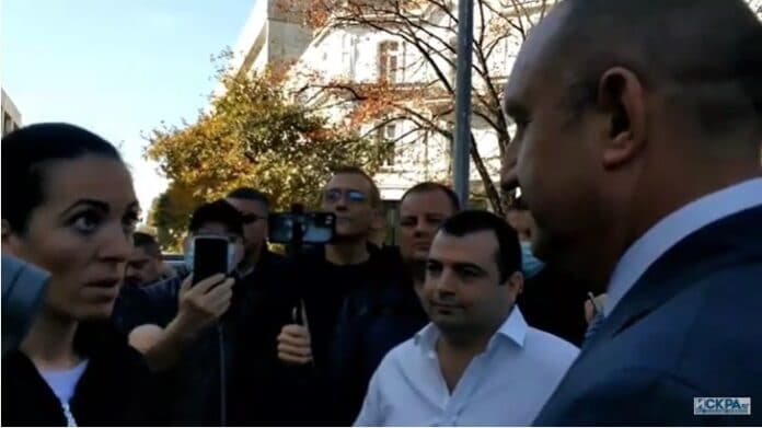 Среща в Бургас между граждани, политици и президентът Румен Радев