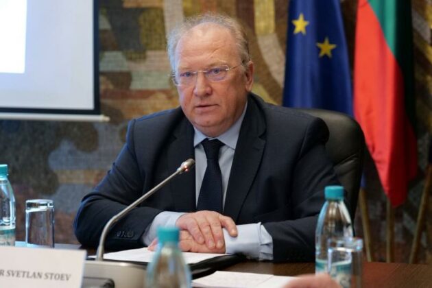 Светлан Стоев